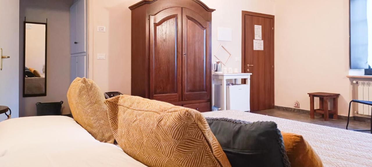 לינה וארוחת בוקר Cortemilia A Casa Di Anna מראה חיצוני תמונה